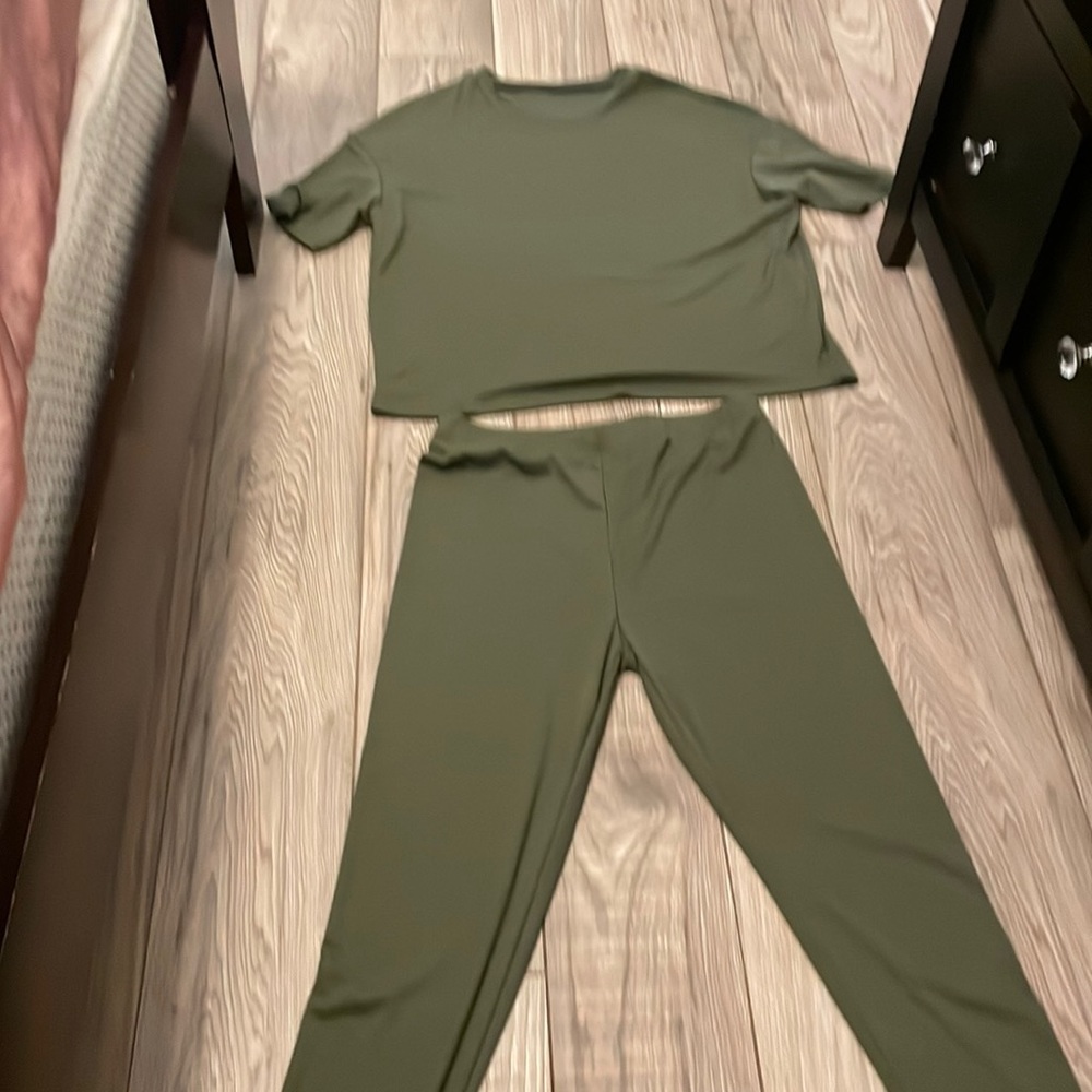 New Olive Green Ribbed Loungewear Set. Short sleeve lightweight Top and Bottom